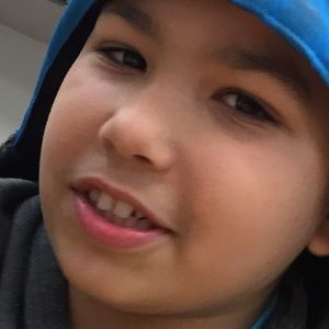 Meet your Posher, Adam